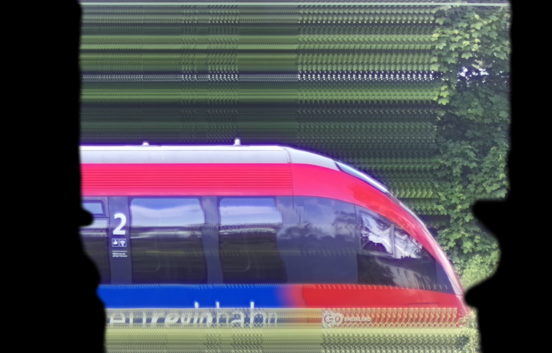 There should be a train photo here :'(