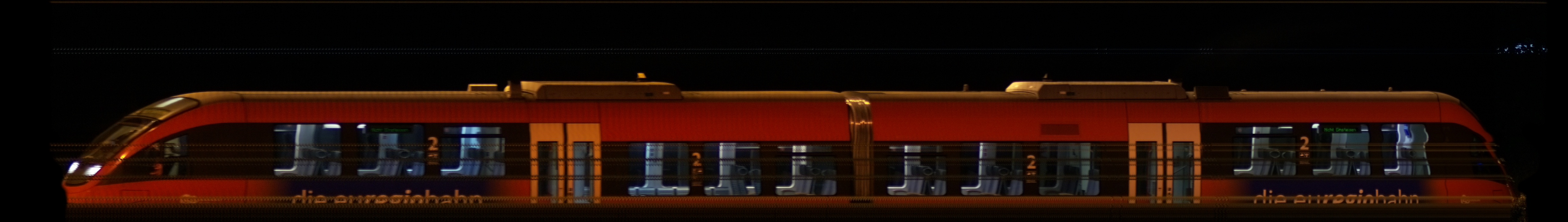 There should be a train photo here :'(