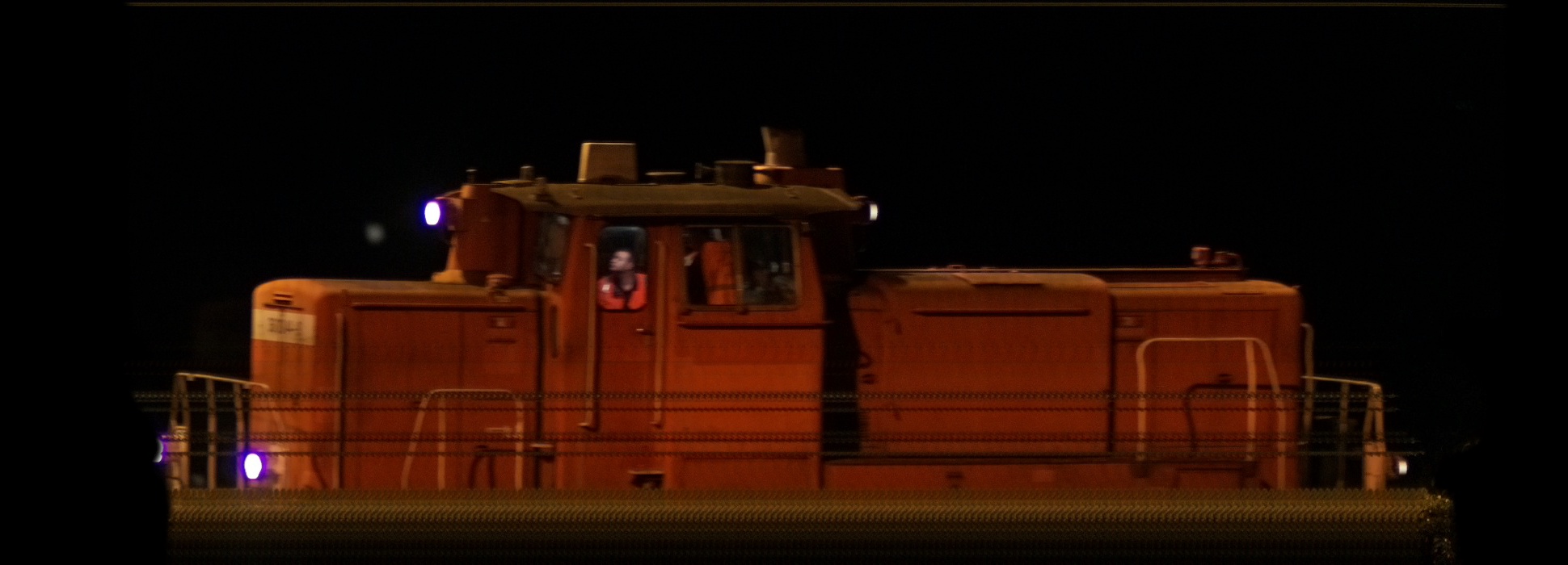 There should be a train photo here :'(