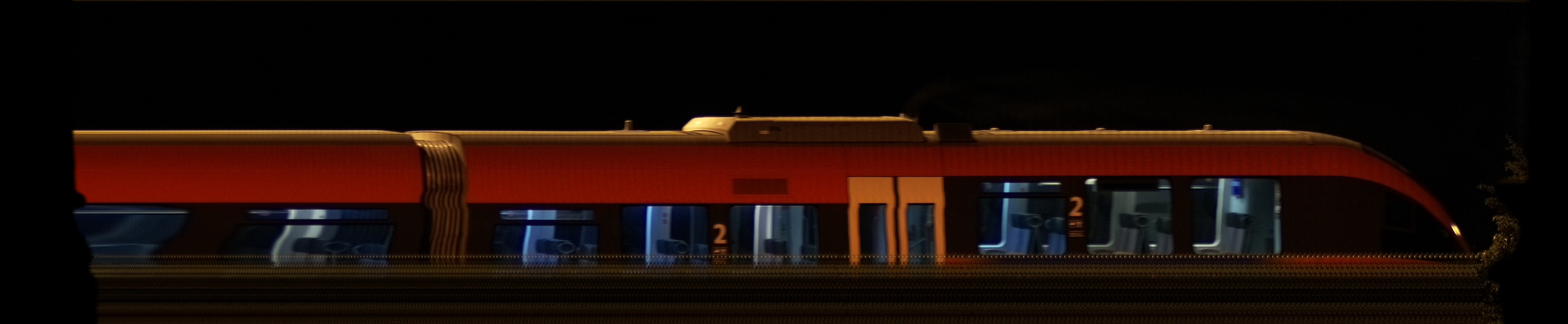 There should be a train photo here :'(
