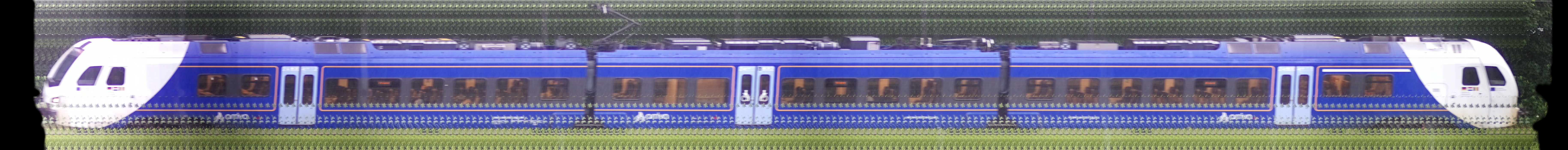 There should be a train photo here :'(