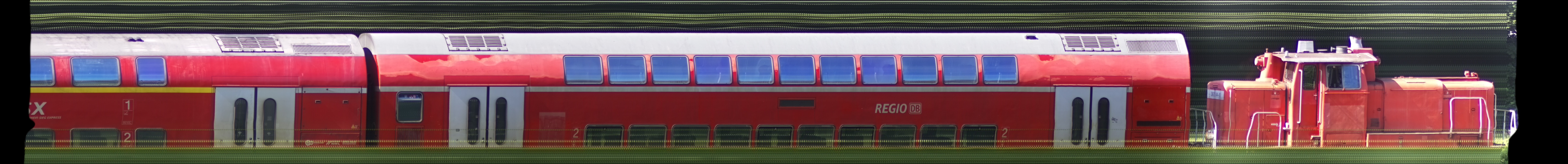 There should be a train photo here :'(