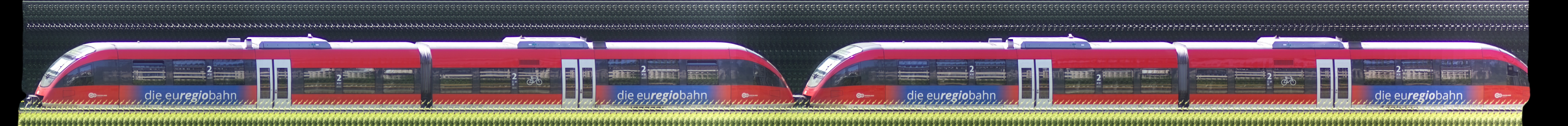There should be a train photo here :'(