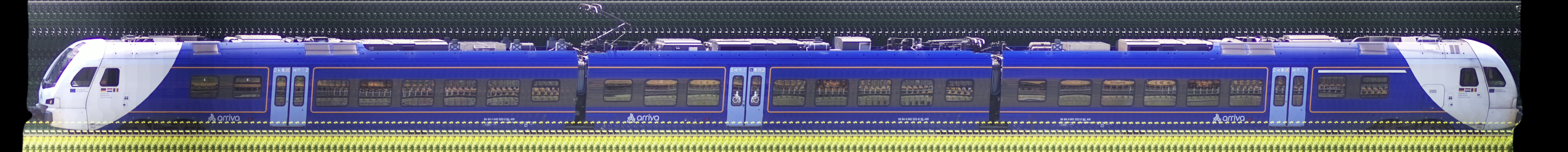 There should be a train photo here :'(