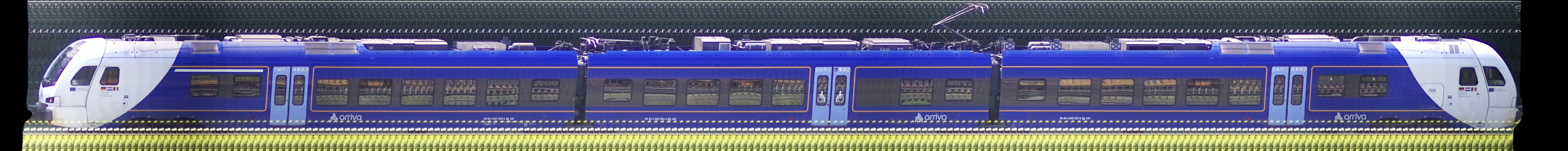 There should be a train photo here :'(
