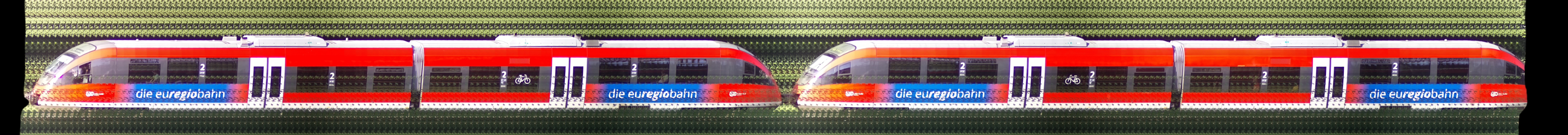 There should be a train photo here :'(