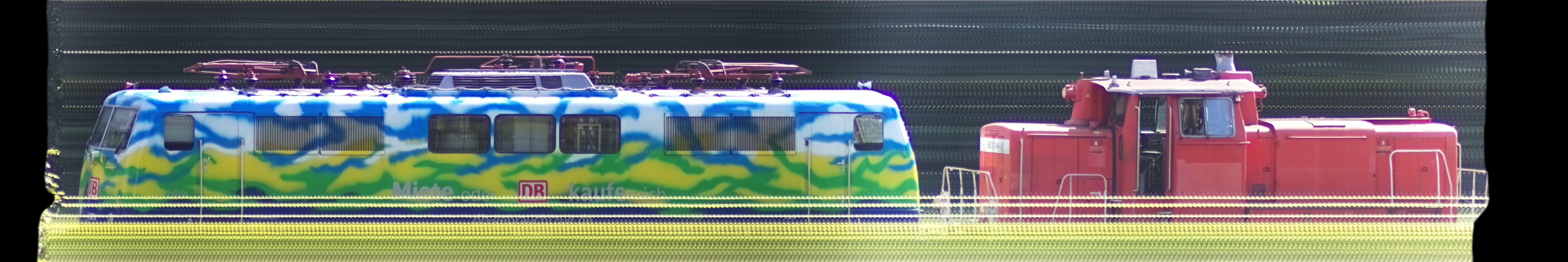 There should be a train photo here :'(