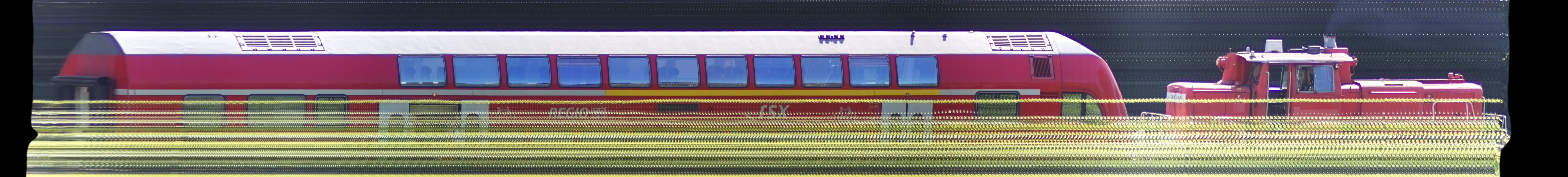 There should be a train photo here :'(