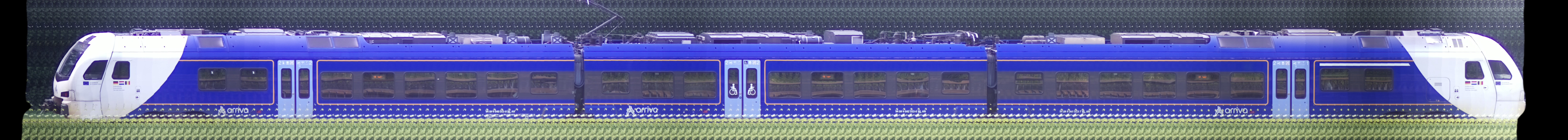 There should be a train photo here :'(