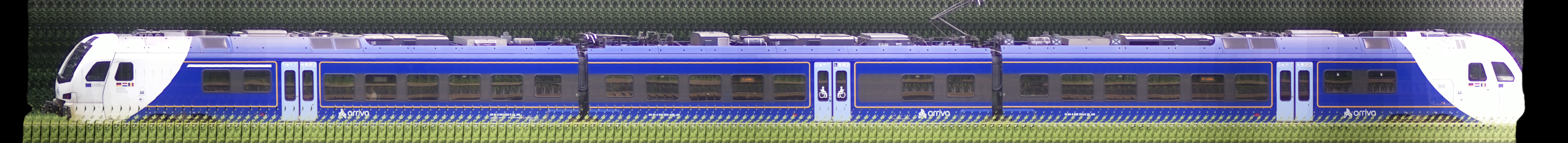 There should be a train photo here :'(