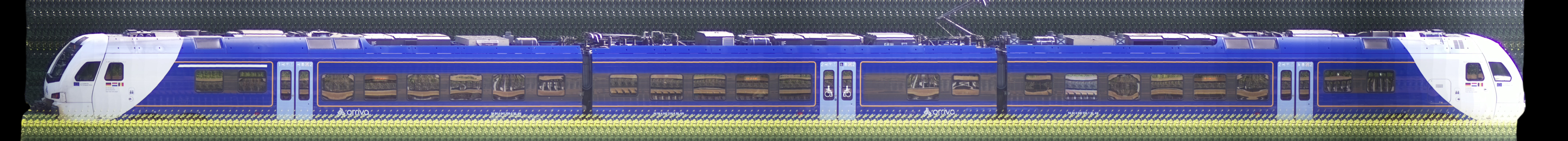 There should be a train photo here :'(