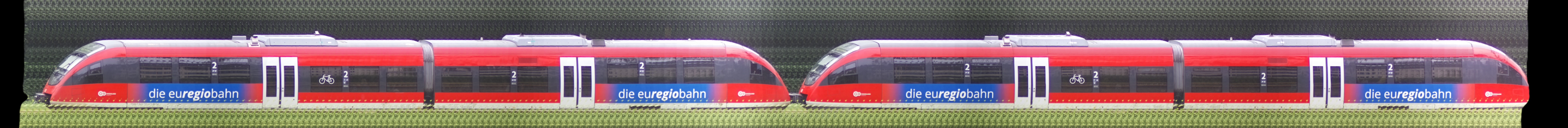 There should be a train photo here :'(