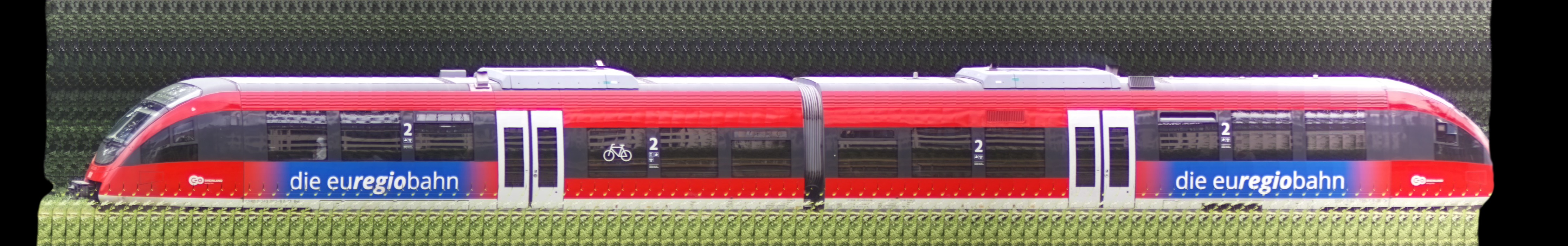 There should be a train photo here :'(