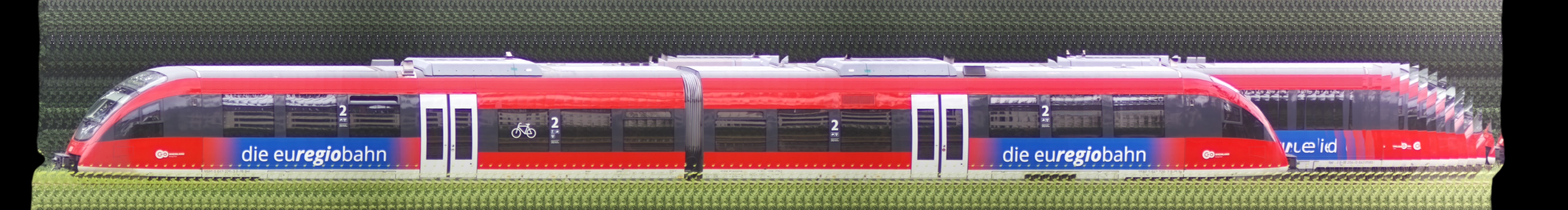 There should be a train photo here :'(