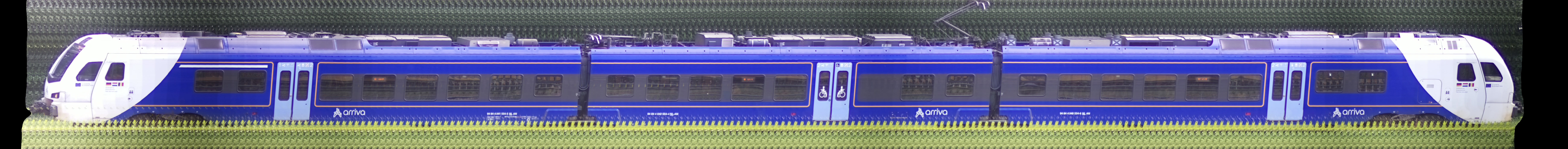 There should be a train photo here :'(