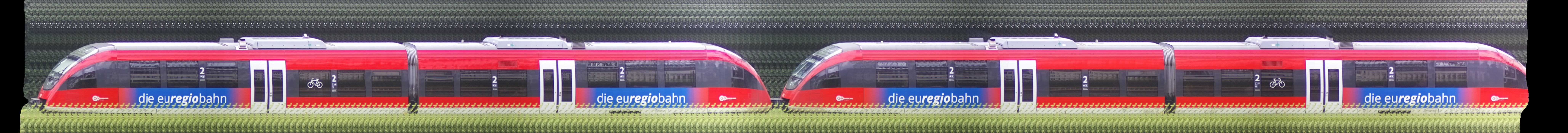 There should be a train photo here :'(