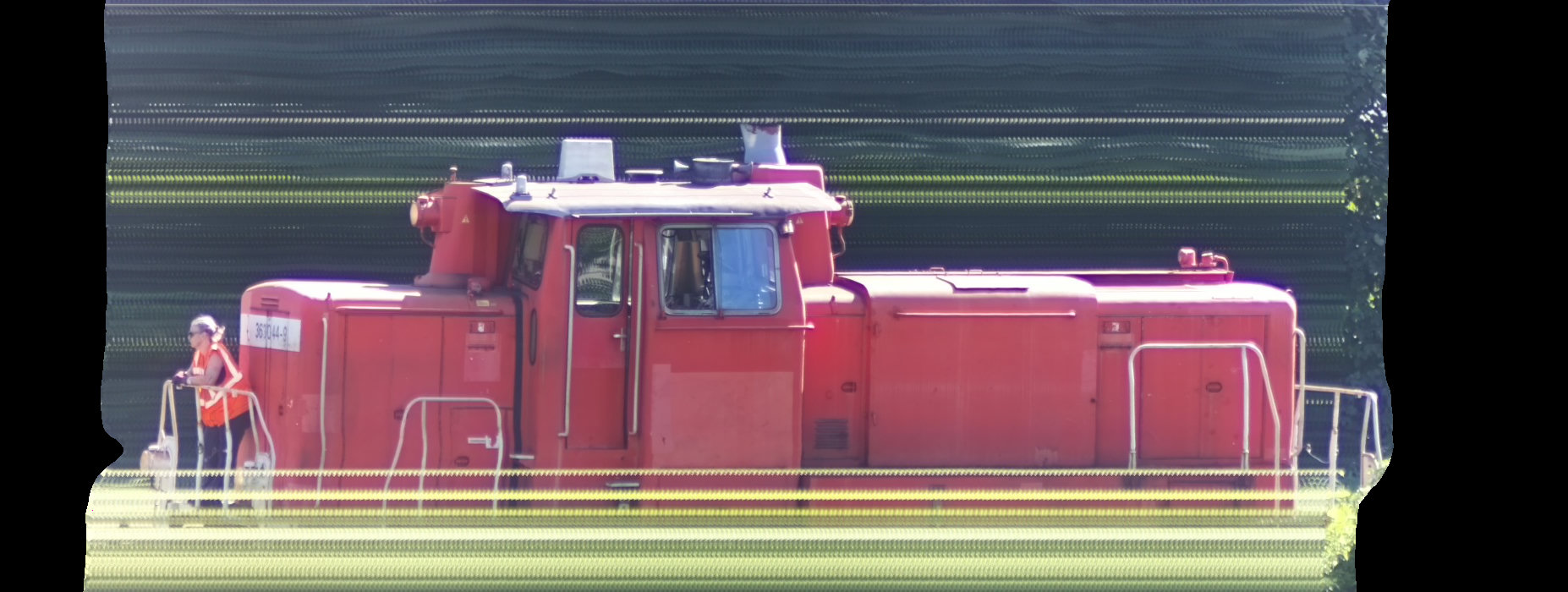 There should be a train photo here :'(