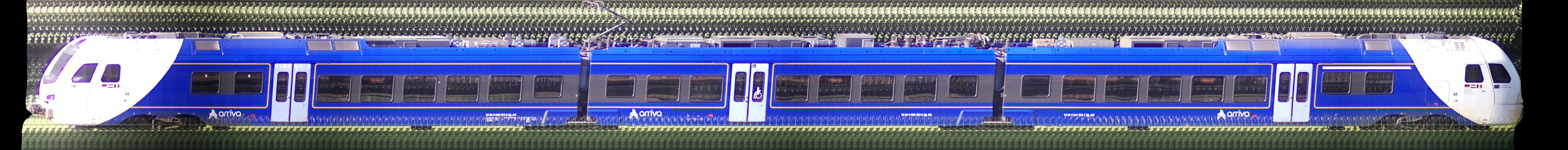 There should be a train photo here :'(
