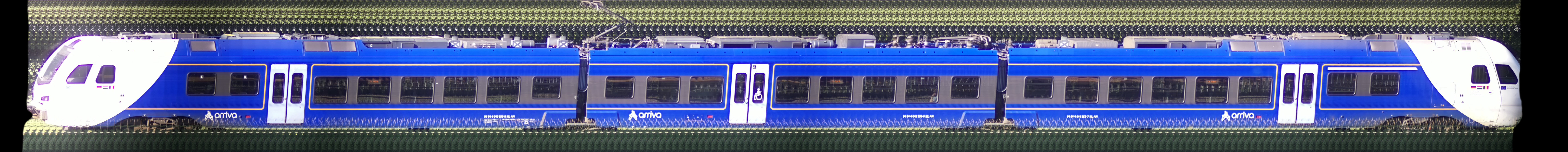 There should be a train photo here :'(