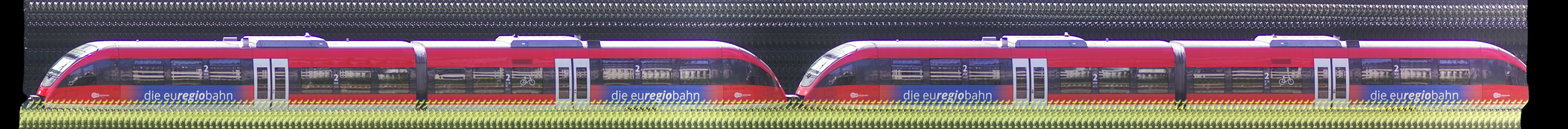 There should be a train photo here :'(