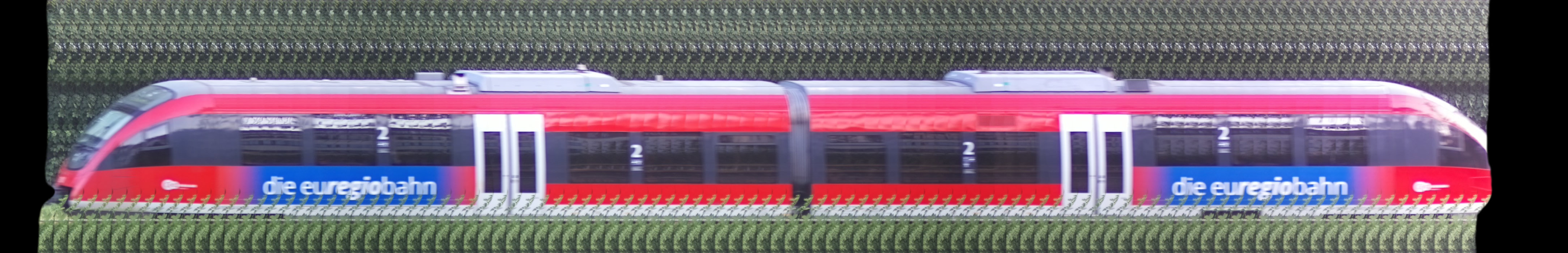 There should be a train photo here :'(
