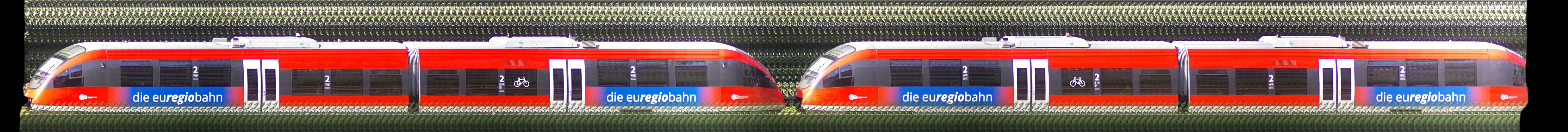 There should be a train photo here :'(