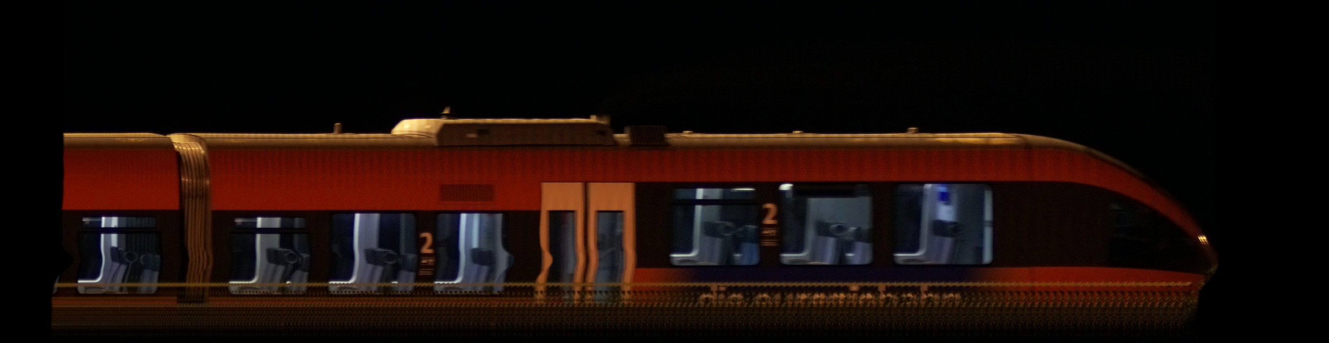 There should be a train photo here :'(