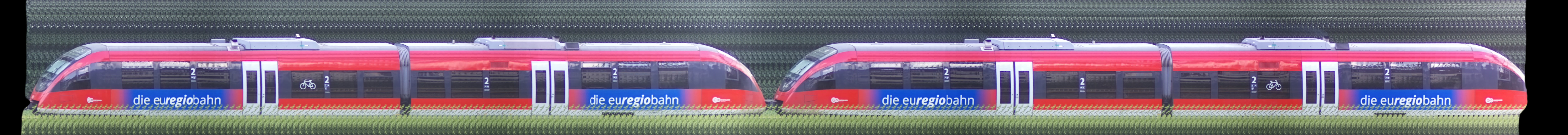 There should be a train photo here :'(