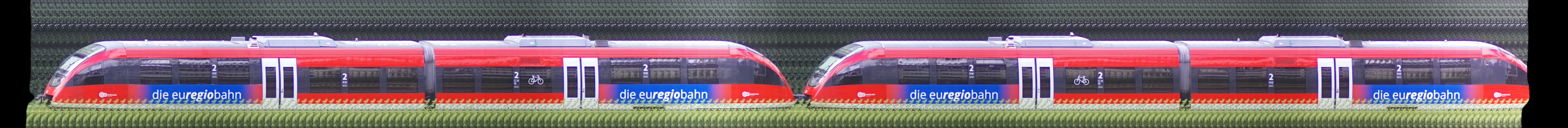There should be a train photo here :'(