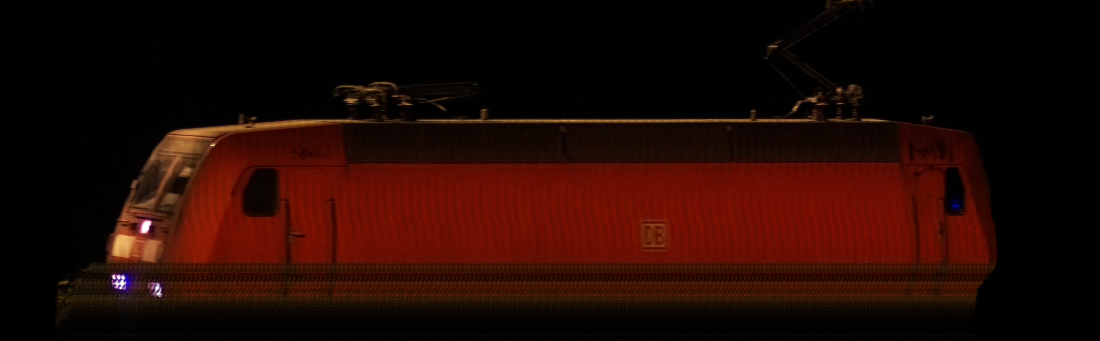 There should be a train photo here :'(