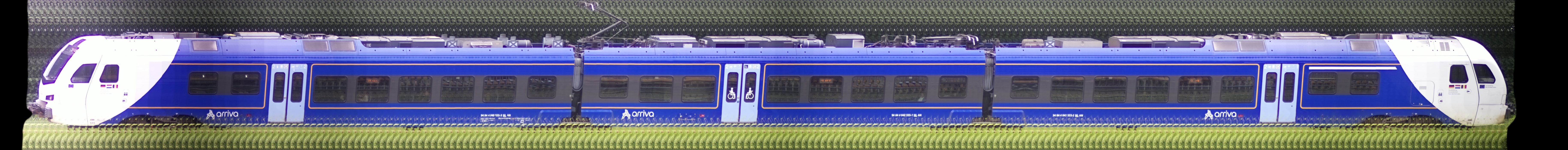 There should be a train photo here :'(
