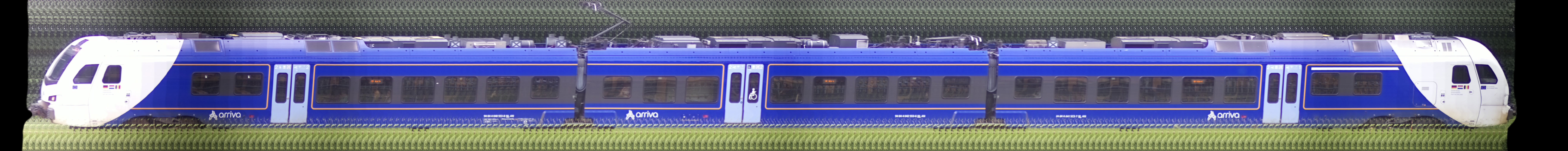 There should be a train photo here :'(