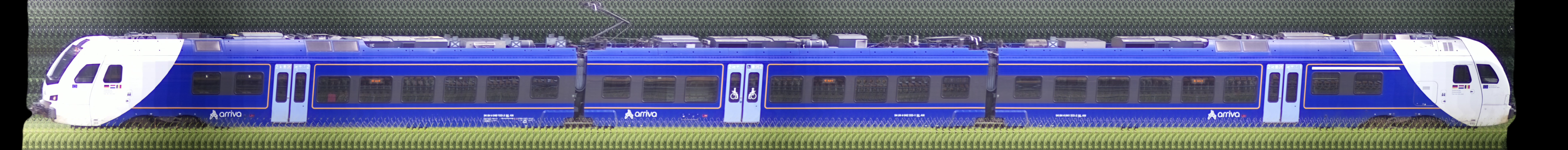 There should be a train photo here :'(