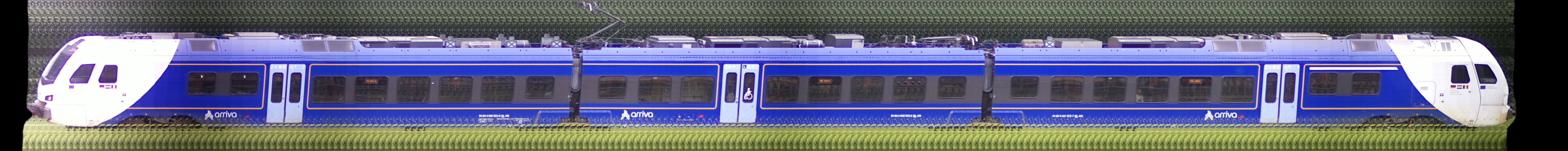 There should be a train photo here :'(