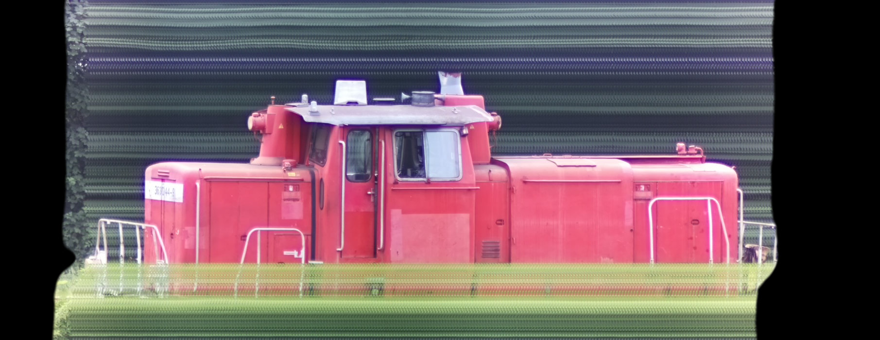 There should be a train photo here :'(