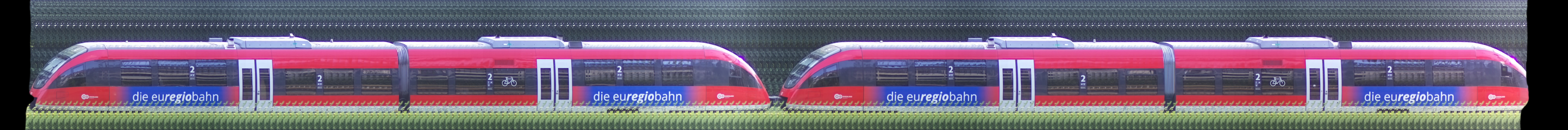 There should be a train photo here :'(