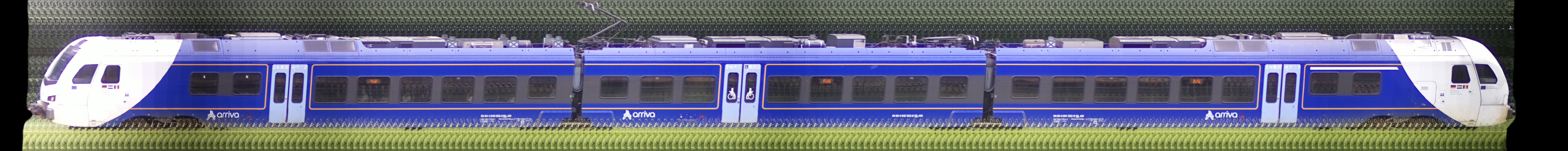 There should be a train photo here :'(