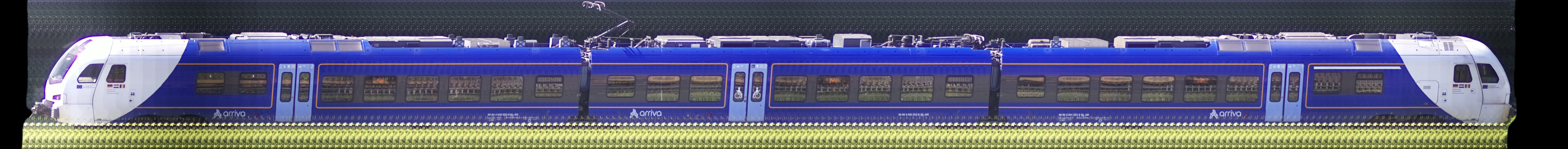 There should be a train photo here :'(