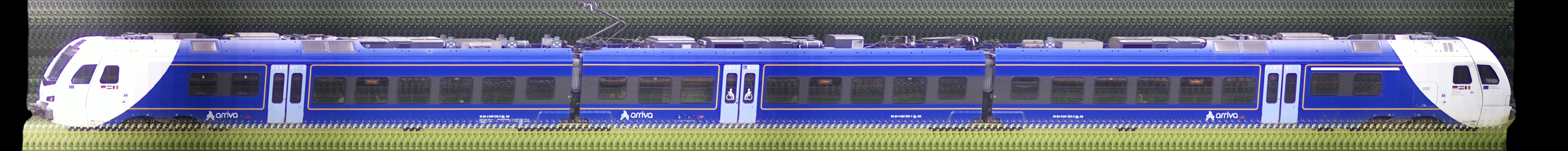 There should be a train photo here :'(