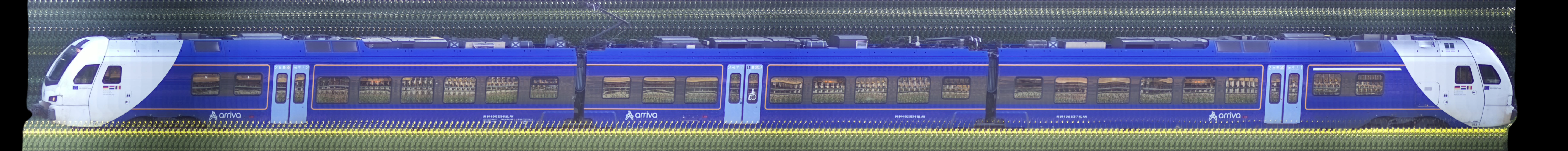 There should be a train photo here :'(