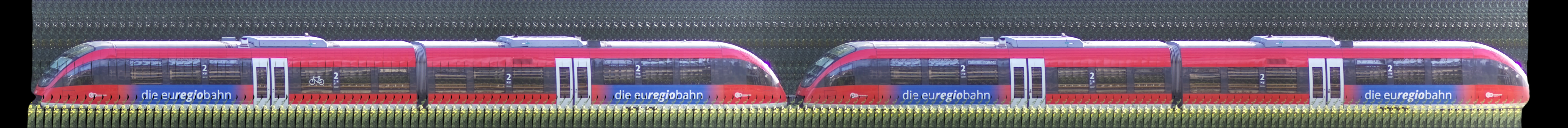 There should be a train photo here :'(