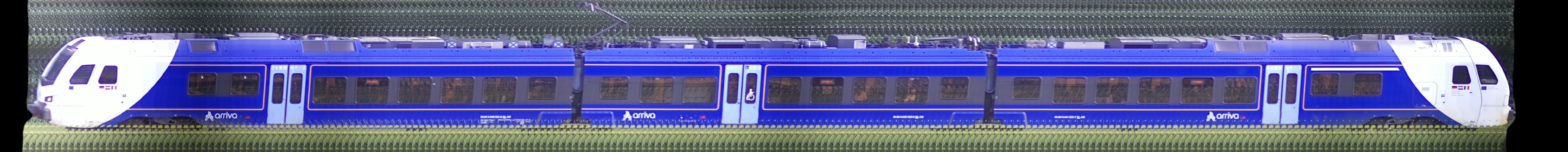 There should be a train photo here :'(