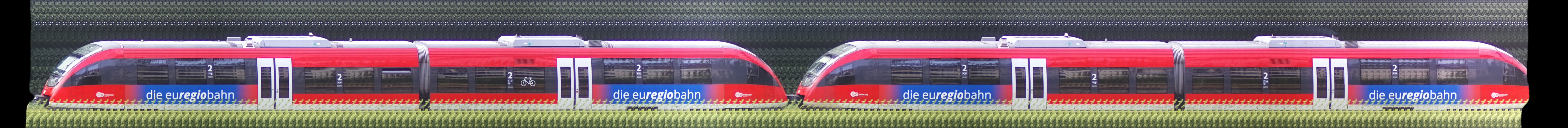 There should be a train photo here :'(