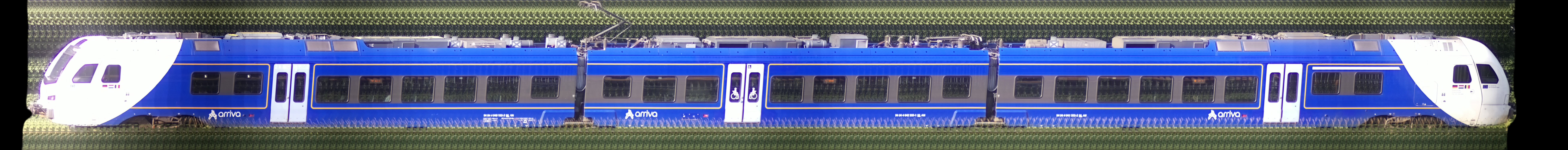 There should be a train photo here :'(