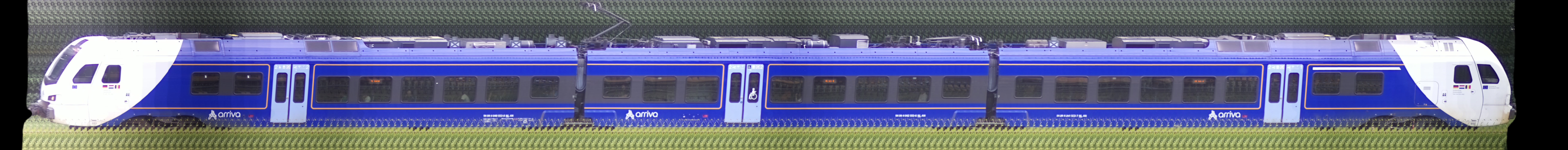 There should be a train photo here :'(