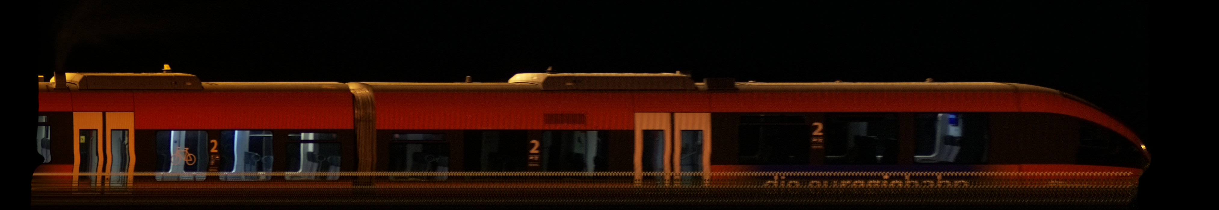 There should be a train photo here :'(