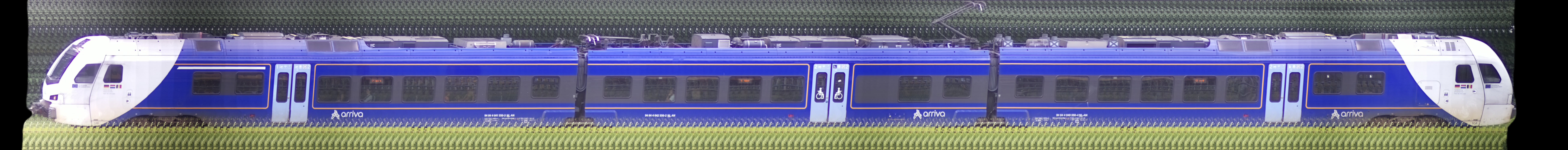 There should be a train photo here :'(