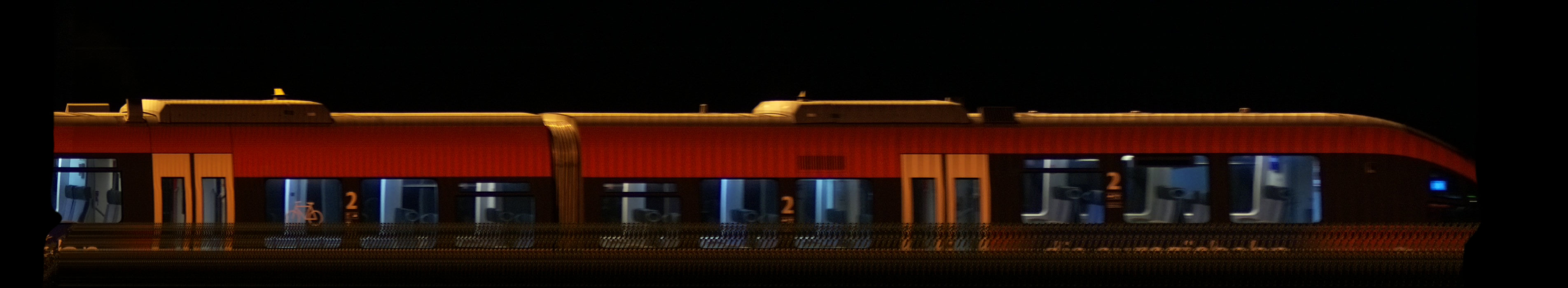There should be a train photo here :'(