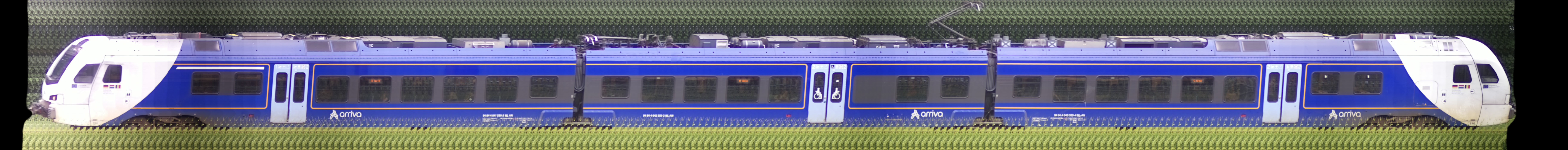 There should be a train photo here :'(
