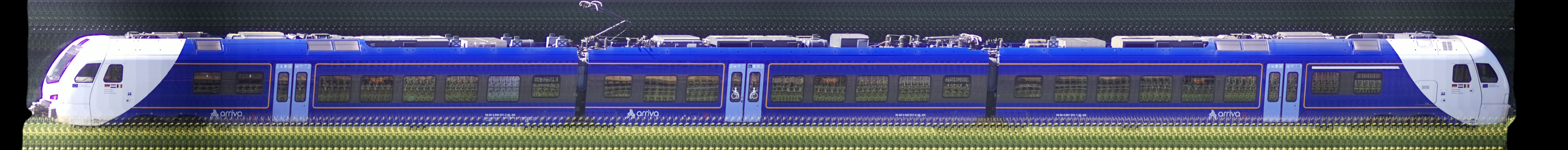There should be a train photo here :'(